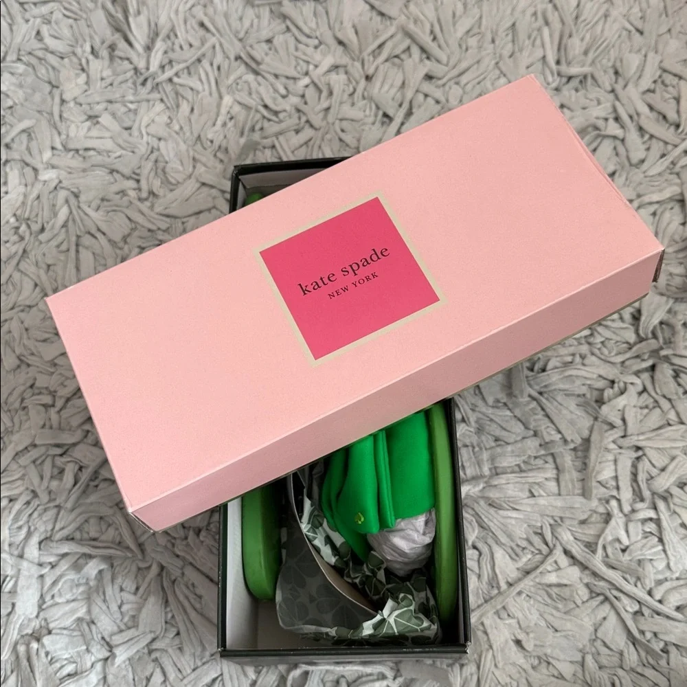 Kate Spade Vibrant Green Bow Sandals - Picture 2 of 7